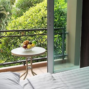 Greenview Ekkamai10 Suite